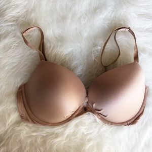 Victoria’s Secret Plunge Bra 36DD